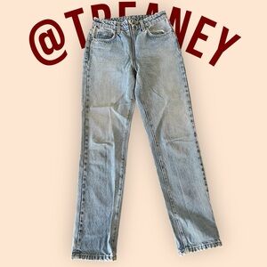 Carmar Light Blue Women Jeans - Zipper detail